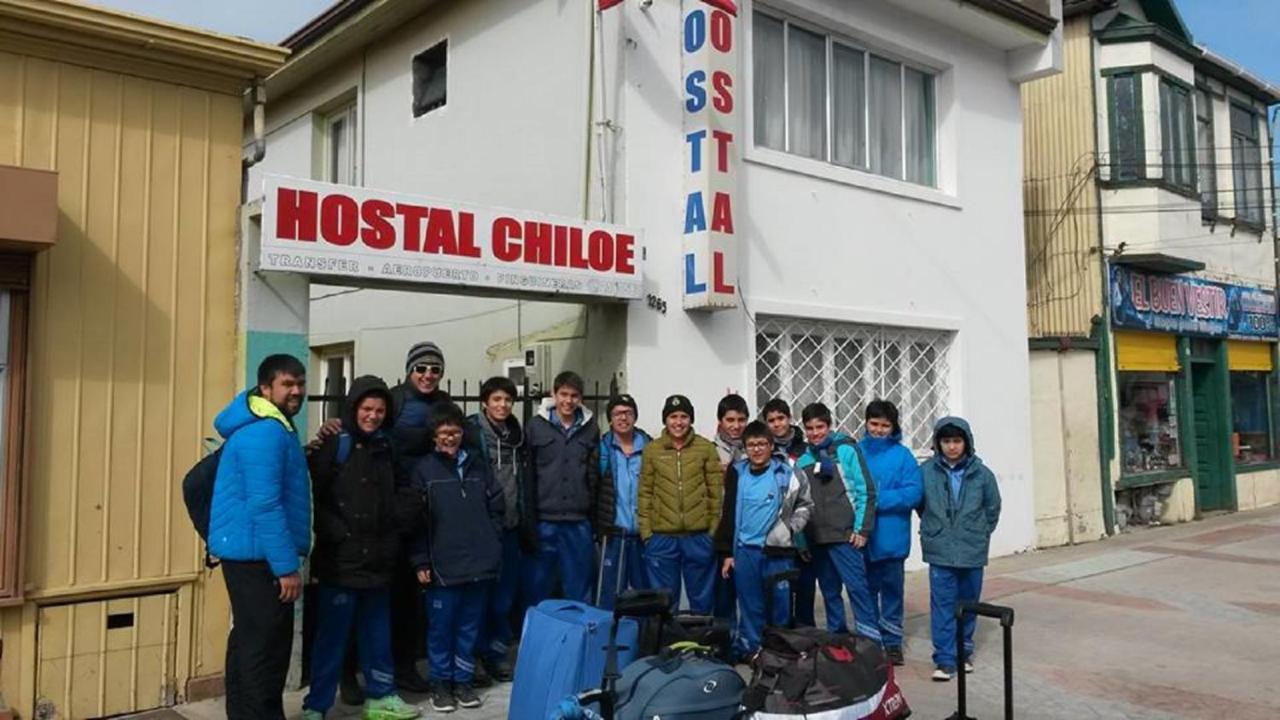 Hostal Chiloe Hostel Punta Arenas Exterior foto